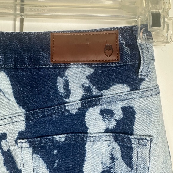 NastyGal Bleached High Waisted Straight Leg Jeans size 4 new with tag - Picture 8 of 13